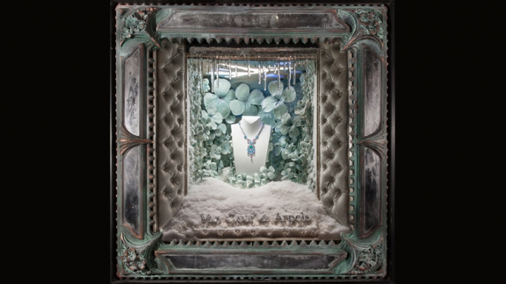 Van Cleef & Arpels jewelery - Holiday windows props and decoration by Douglas Little