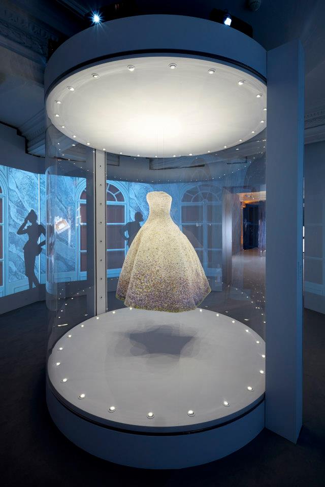 Dior at Harrods â€“ Windows & exhibition