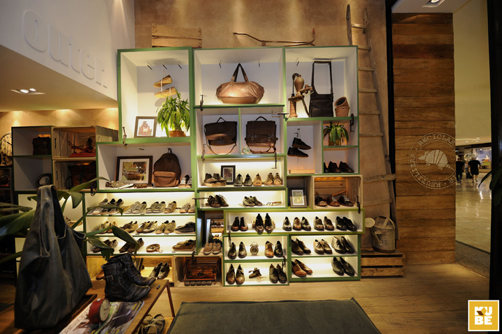 Outer Shoes store by Kube Arquitetura, Rio de Janeiro